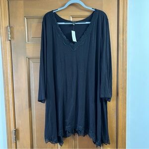 Land Bryant Swing Collection lace trim, long sleeve tunic. Size 26/28W. NWT